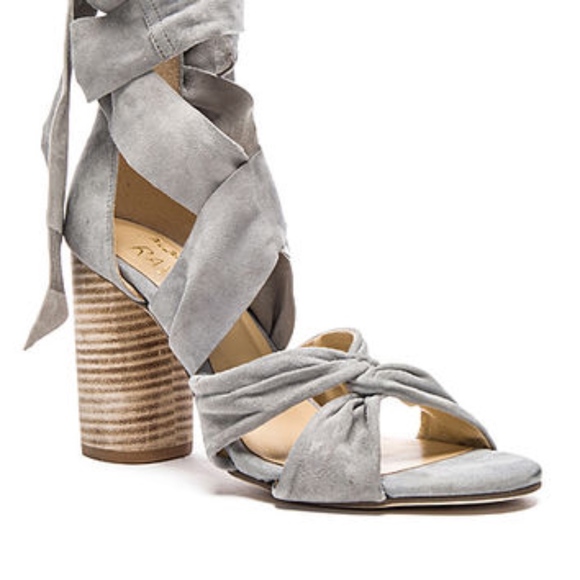 Raye Mayra Heel Smoke - Picture 5 of 6